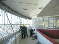 Sklolaminátový květník