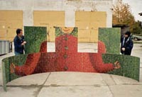 Část šatního pultu pro dětské divadlo