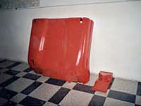 Plastové části prototypu zahradní sekačky