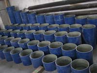 Nařezané díly trubek pro budoucí výběžky rámu