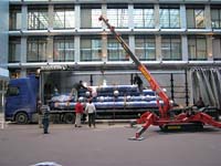 Vykládání v atriu Rady v Bruselu