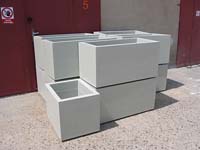 Sklolaminátový květník