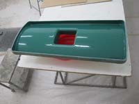 Stříšky závěsných držáků