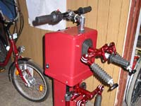 Části karosérie tlačného zařízení invalidního vozíku